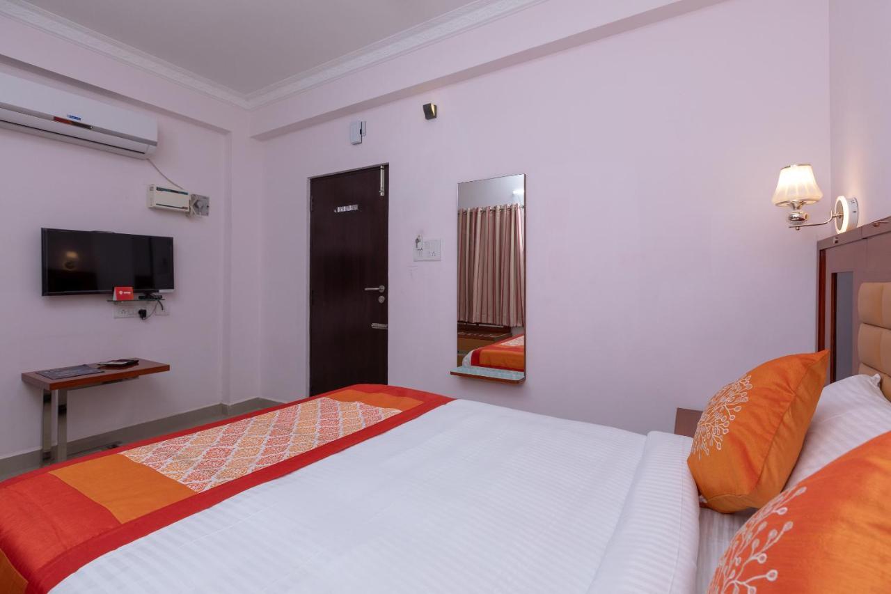 Oyo 17224 Swarnam Residency Chennai